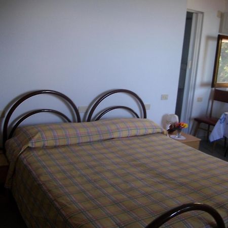 Hotel Alberta Massa  Extérieur photo