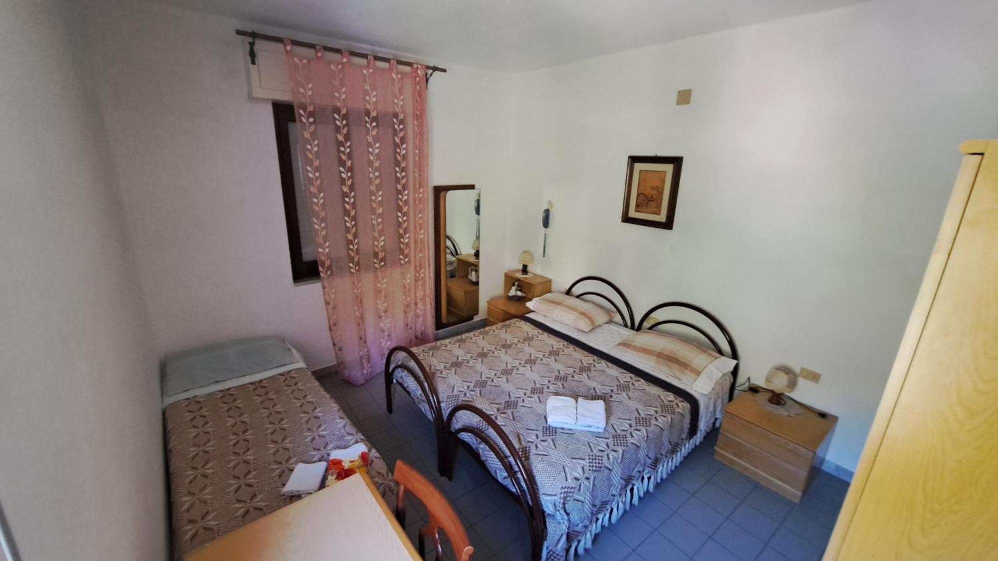 Hotel Alberta Massa  Extérieur photo
