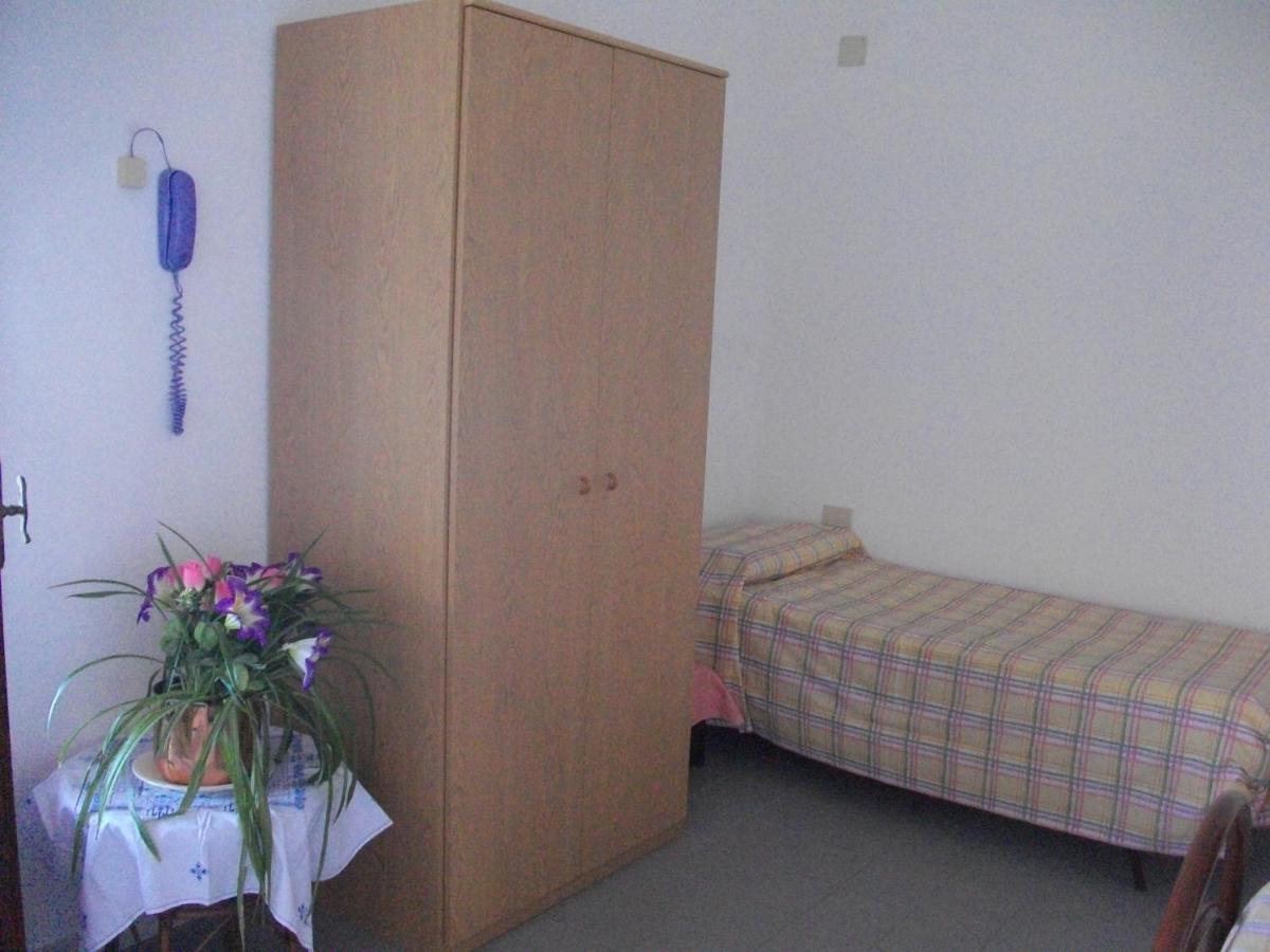 Hotel Alberta Massa  Chambre photo